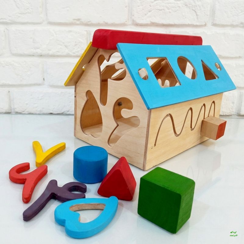 خانه هوش چوبی busy home